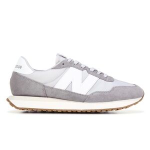 New Balance women’s sneakers